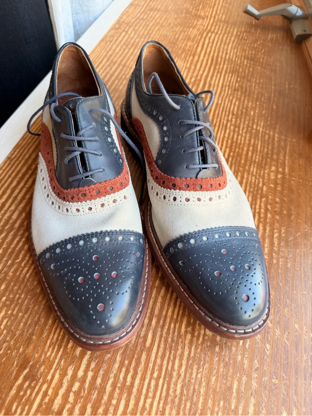 Johnston & Murphy Tri-Color Wingtip Brogues in Navy, Cream & Rust
